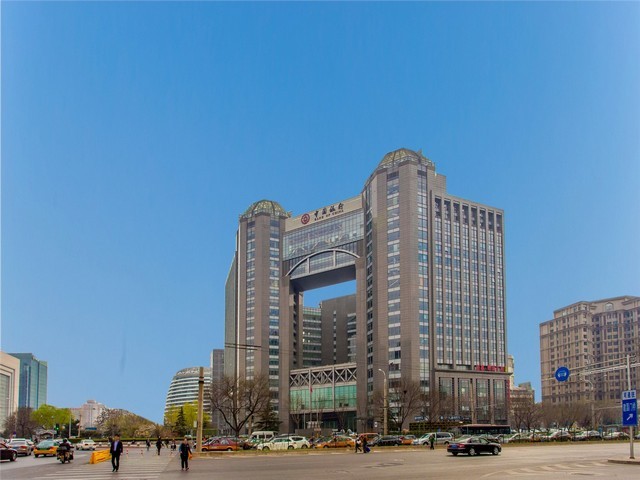 公共充电桩靠挂运营